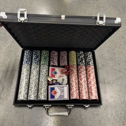BRAND NEW Poker Chip Set 