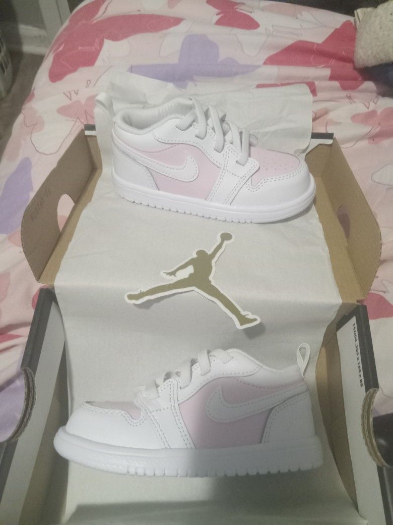 Jordan 1 Low
