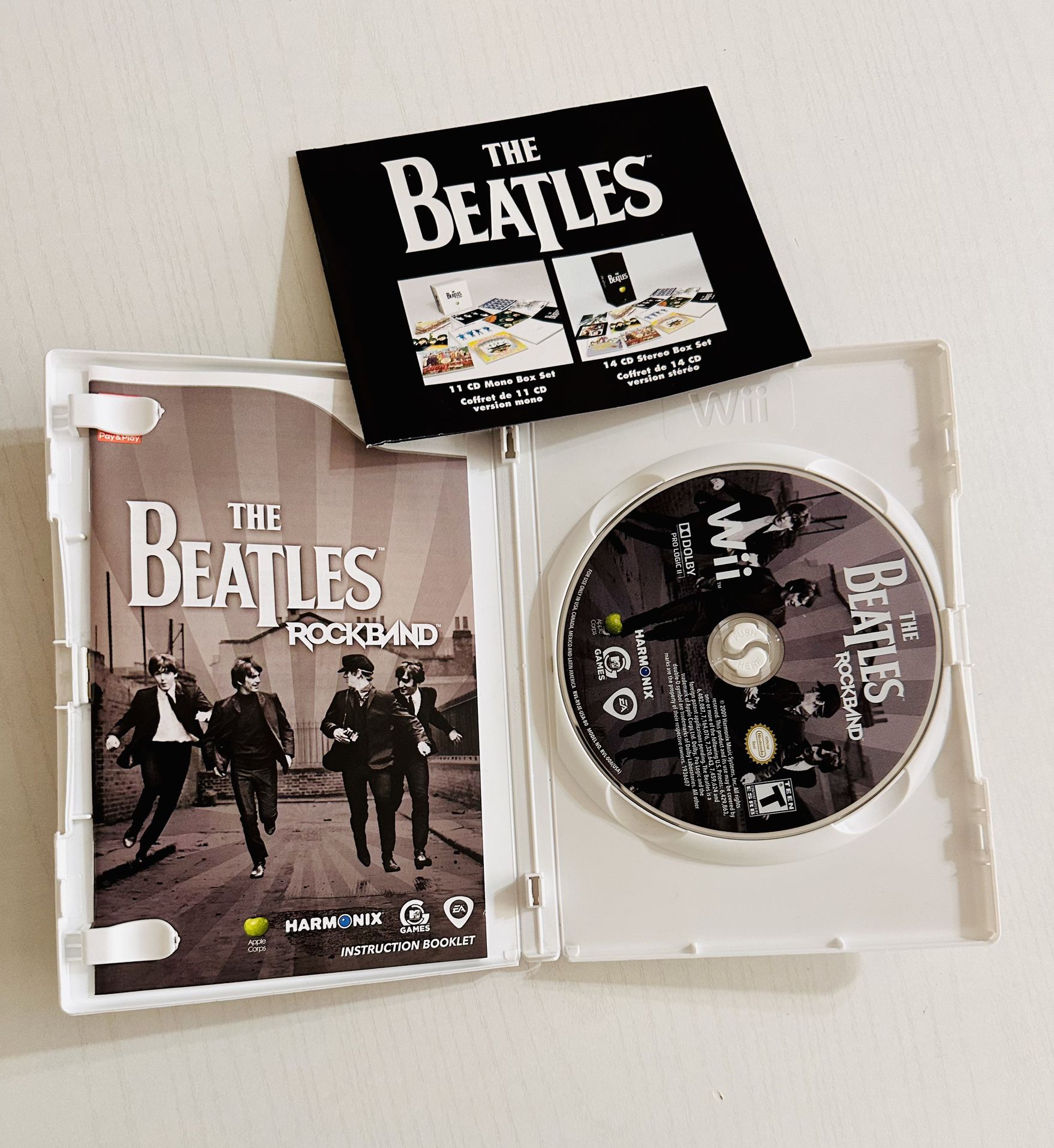 The Beatles Rock Band Wii Game Case and Inserts Nintendo Wii