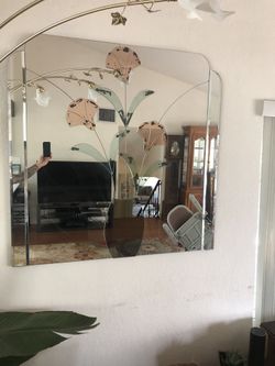 Vintage Glass Mirror Flower design