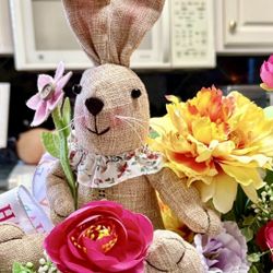 Easter/spring Handmade Floral Arrangement 💐