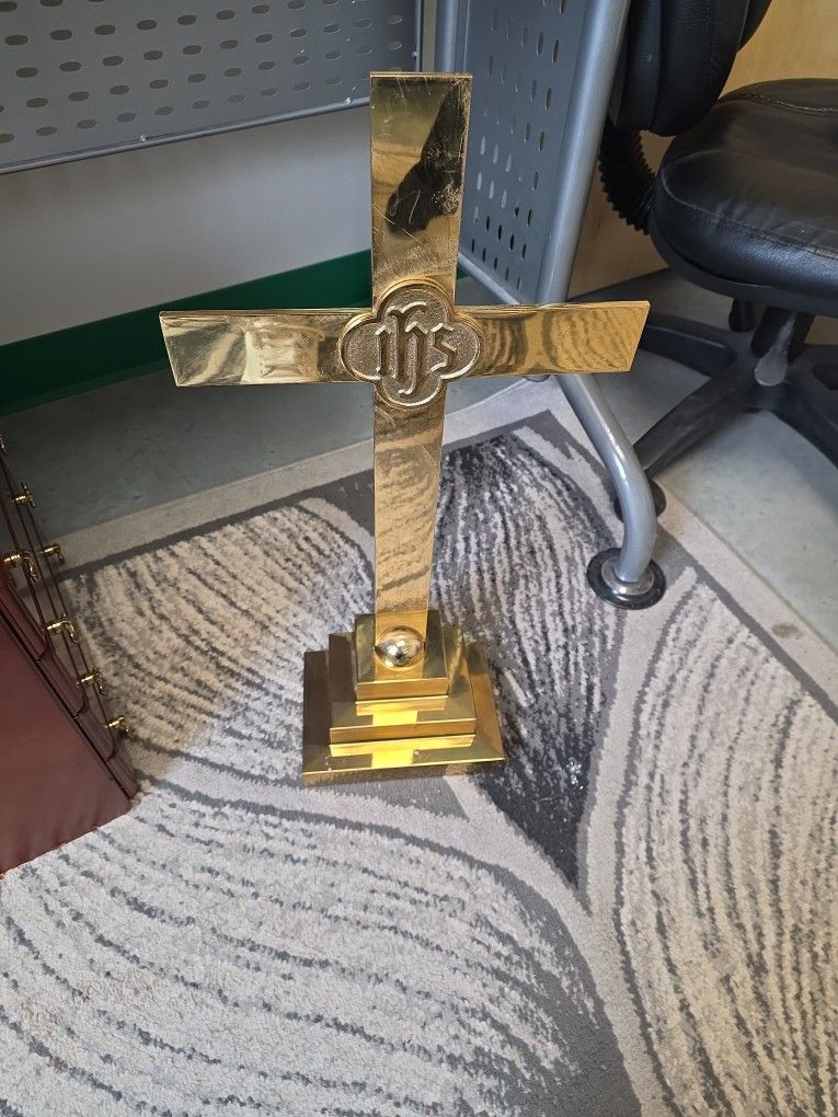 2' Brass Cross
