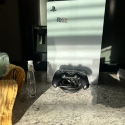 PS5 Disc Edition + Controller Great Condition 