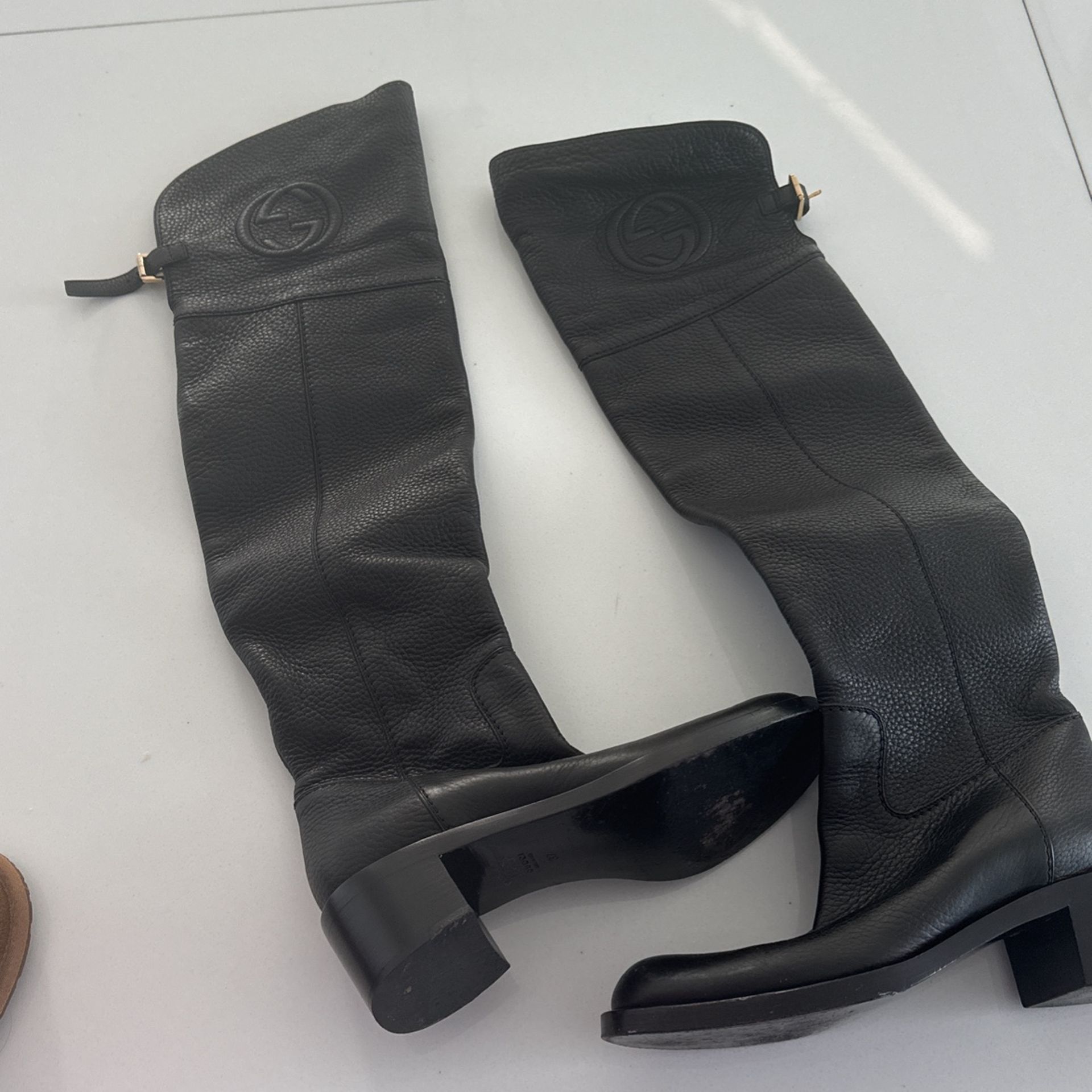 Gucci Over The Knee Gorgeous Black Leather Boots Size 7