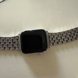 Apple Watch SE 