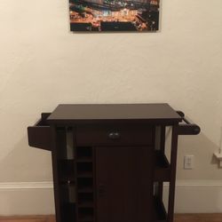 6 Bottle with Wine Storage