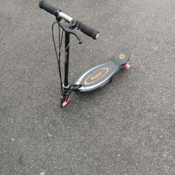 Razor Pink Kids Scooter 