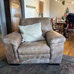 Leather Couch & Chair Set