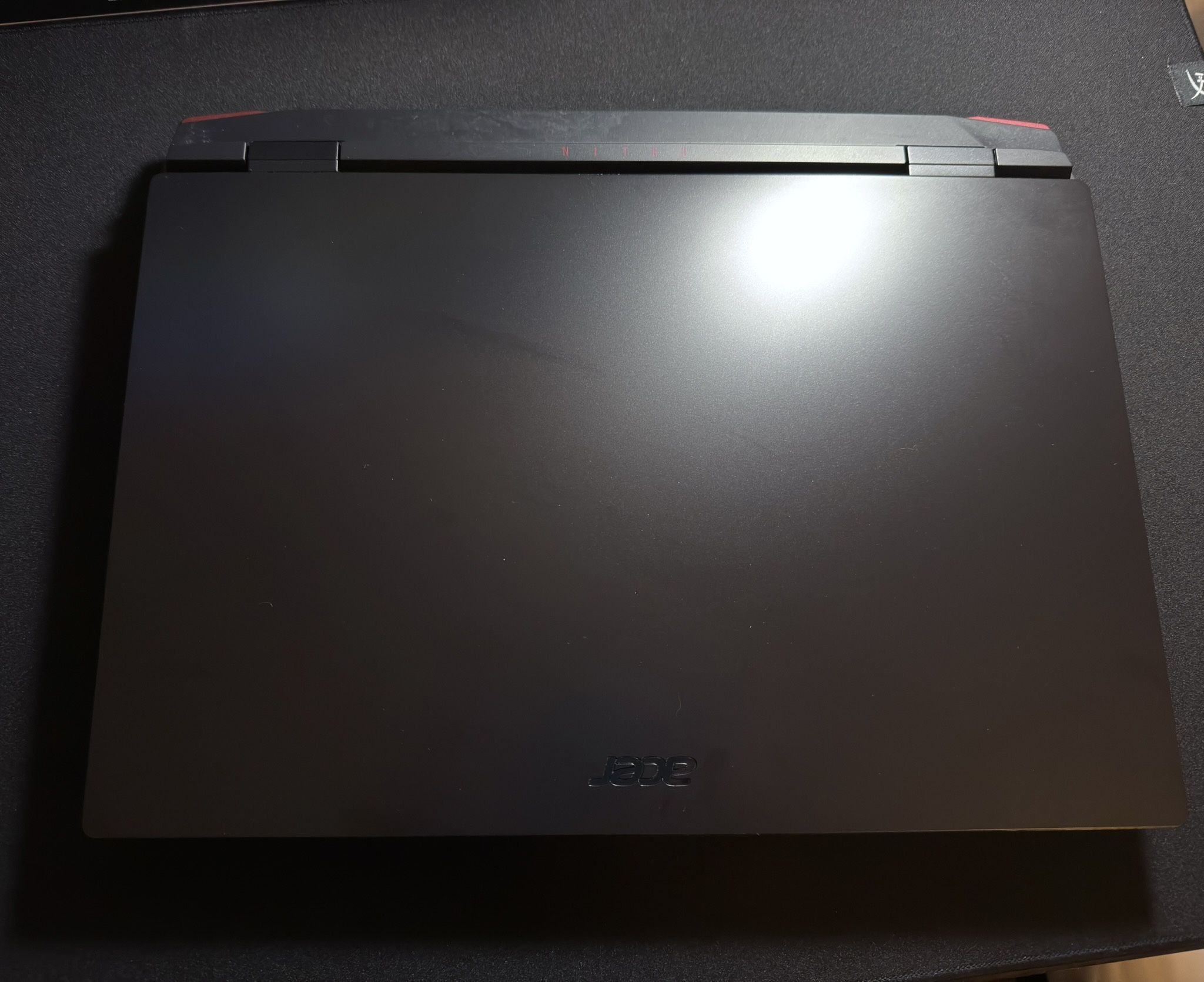Acer nitro 5 comes with accessories
