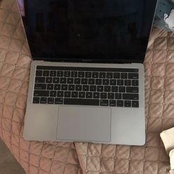 MacBook Pro A1706