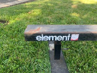 Element 6 foot skateboard rail
