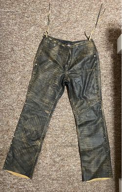 Women’s size 8 Harley Davidson Gen  Leather Motorcycle pants