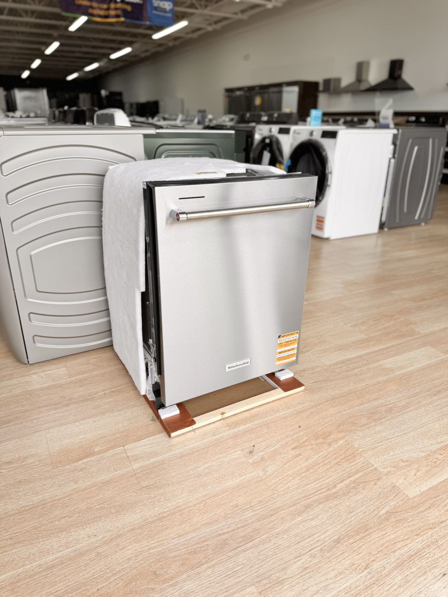 New KitchenAid Two-Rack Dishwasher With ProWash Cycle 24-Inch in Print Shield Stainless Steel - KDTE104KPS
