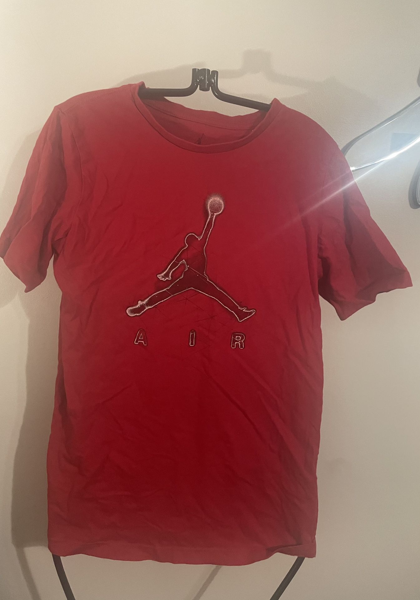 Nike Jordan Boys XL Red T-shirt