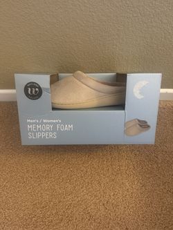 Women’s Slippers 
