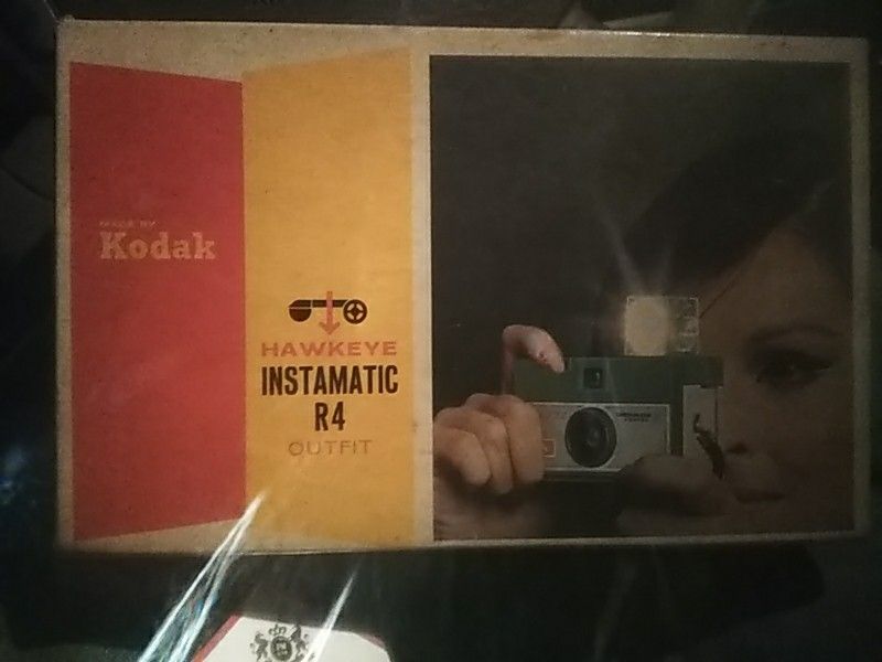 Vintage 1960's Kodak Hawkeye Instamatic R4 outfit camera in the original box with the original instructions also included the new Flashcube