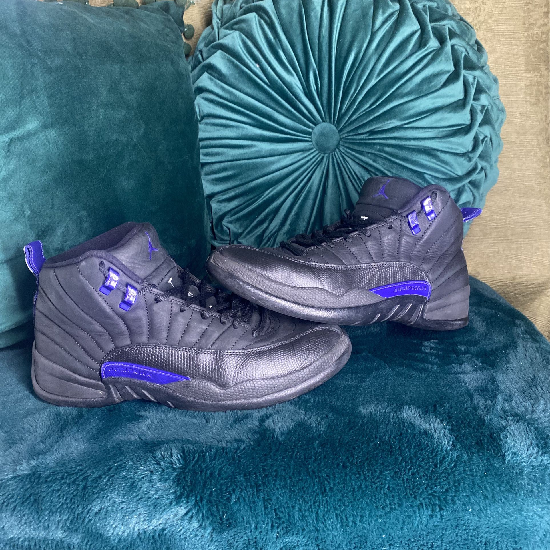 Air Jordan 12 Dark Concord 