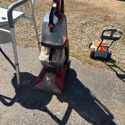 Hoover Power Scrub Vacuum 