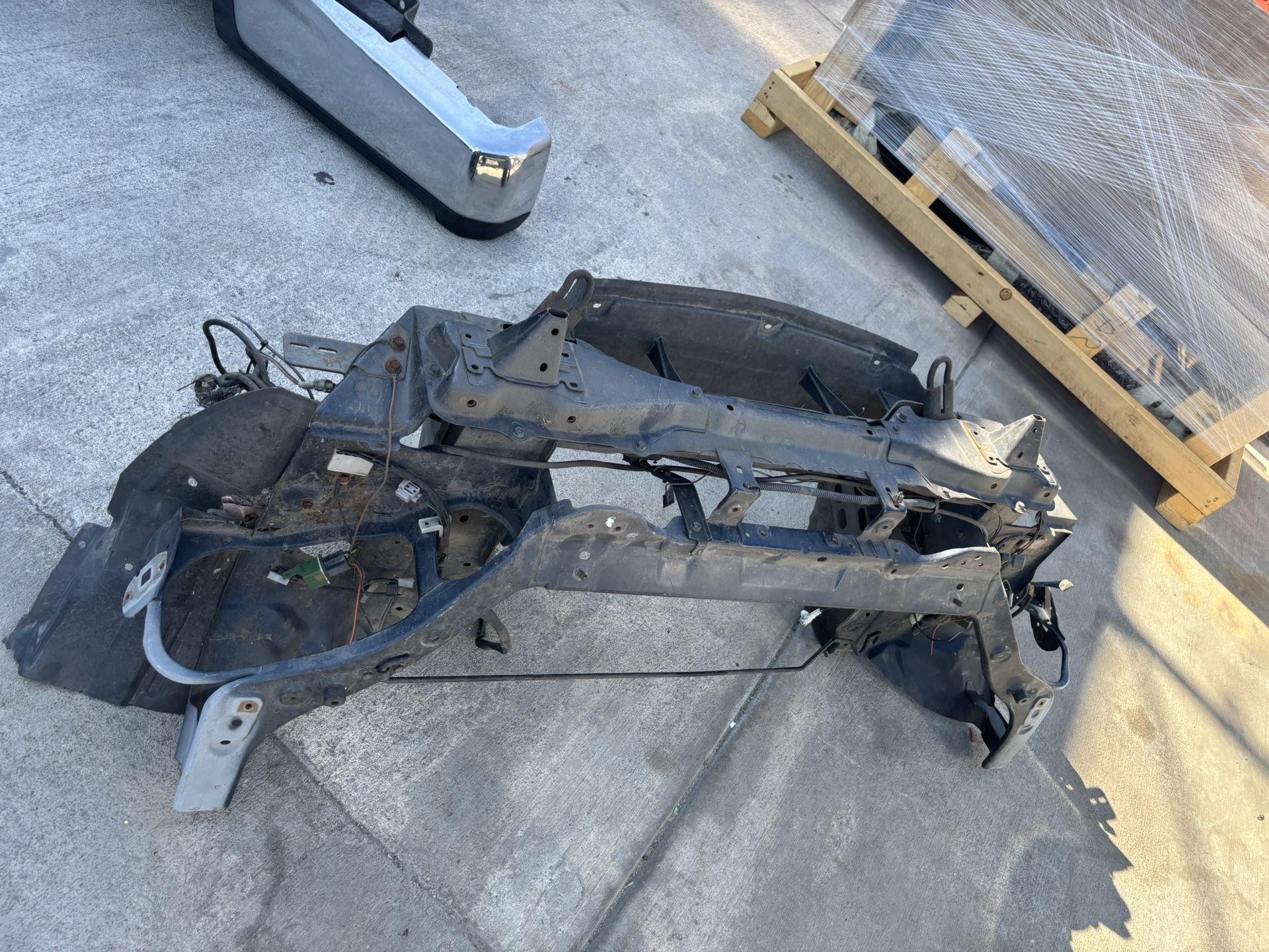 Fits 99-05 Mazda Miata Mx-5 Radiator Core Support