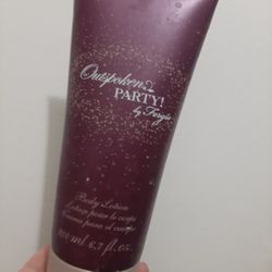 Outspoken Party By Fergie Body Lotion 200 ml. Open But Not Used.