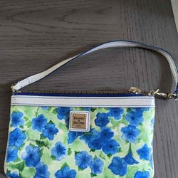 Dooney & Bourke Blue & White Floral Clutch Wristlet