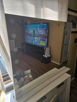 Vanity mirror