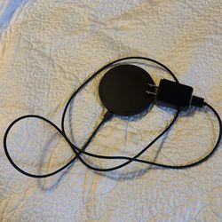 Wireless phone charger