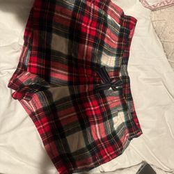 Women’s Flannel Christmas Shorts Medium. New 
