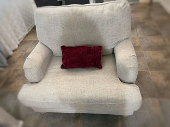 Beige Accent Armchair – Matching Set, Excellent Condition