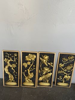 Set of 4 vintage Gold Floral Wall Plaques