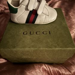 Baby GUCCI booties