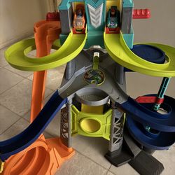Fisher Price Little People Racetrack