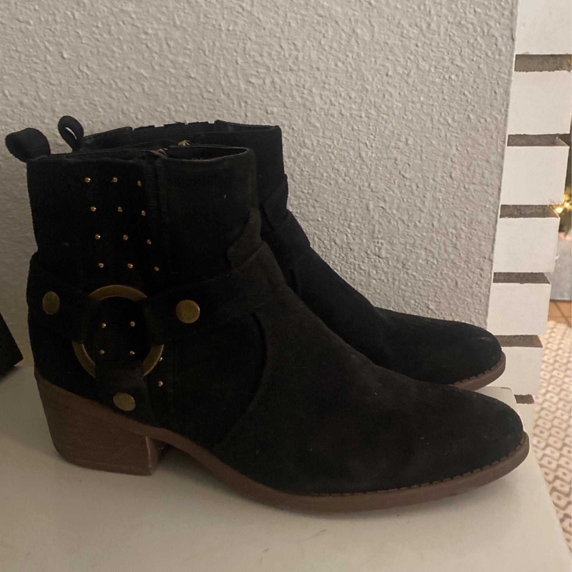 Women’s Black Booties