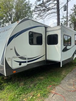 2013 shadow cruiser bunkhouse. 28 ft