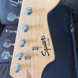 Fender Electric Guitar Thumbnail