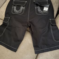 Black true religion shorts w/white stiching
