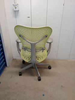 Herman Miller mirra $ 250 each