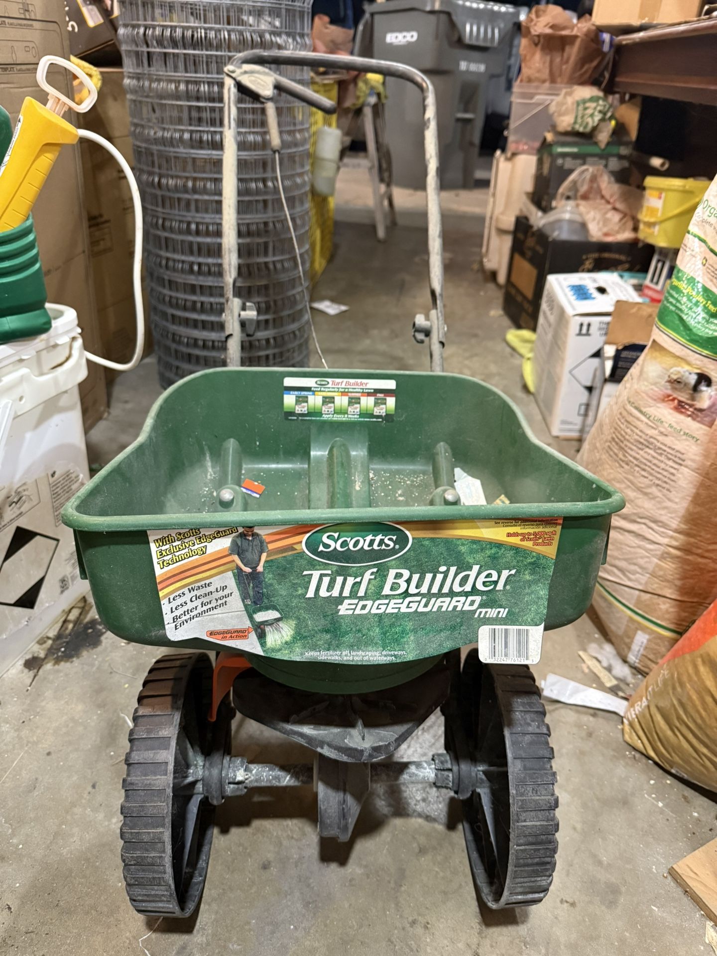 Grass Fertilizer Machine