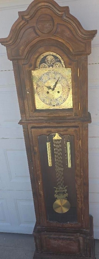 Global Time Antique Working Grandfather Clock