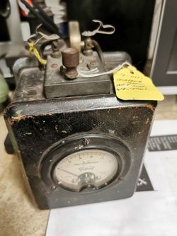 TRIPLET COLLECTABLE AMPERE METER