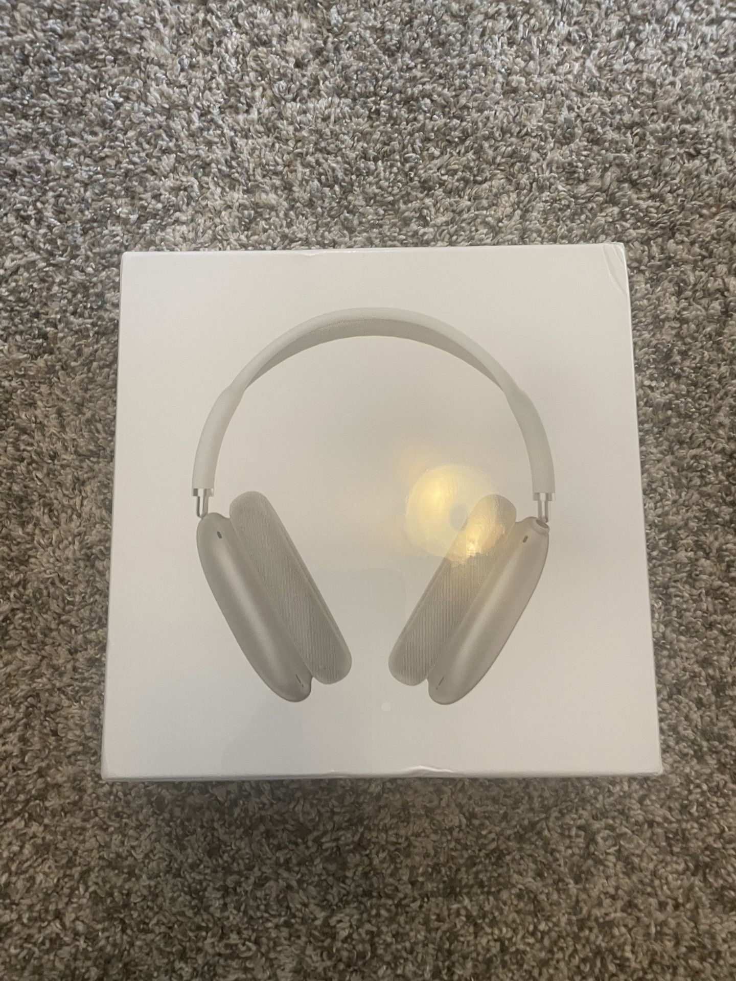 USED AIRPOD PRO MAX (Send Best Offer + No Refund)