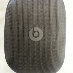 Beats Solo 4