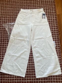 White wide leg pants