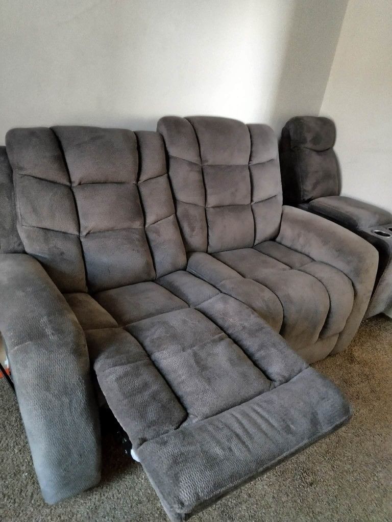 Grey Recliner With Center Console