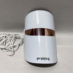 Peppy red light mask