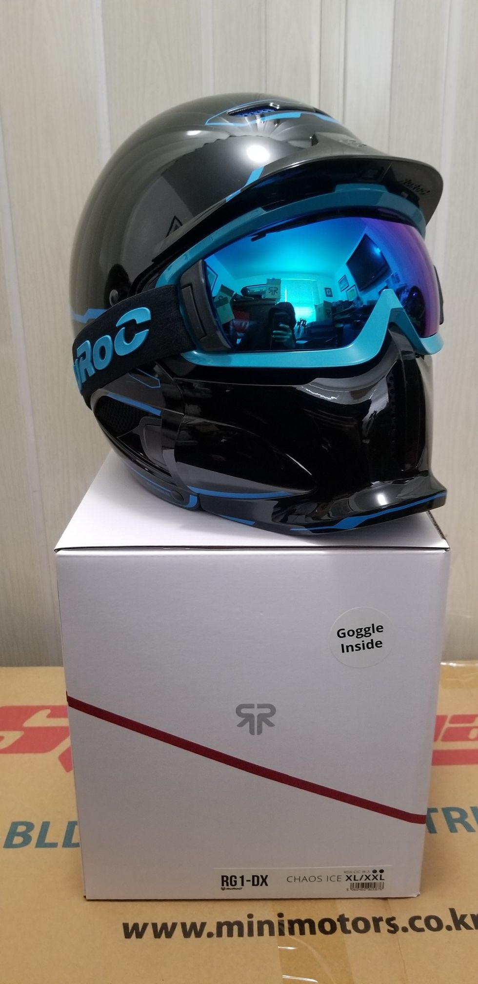 Brand new Ruroc RG1-DX Chaos Ice