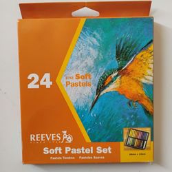 Reeves Soft Pastels Set. 24 Count. Used.