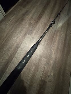 Like new Okuma PCH 8’ 30-60 salt water conventional fishing rod