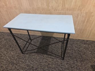 Desk metal wood surface 21x42x31 fresh painted