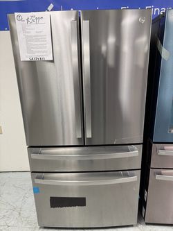 GE Profile 29 cu.ft 4-door French door refrigerator with autofill pitcher